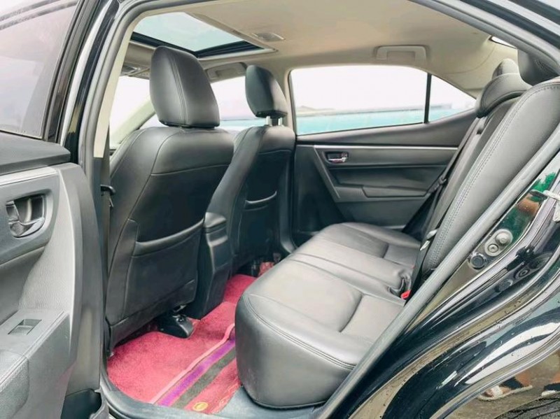 东莞18年丰田雷凌6