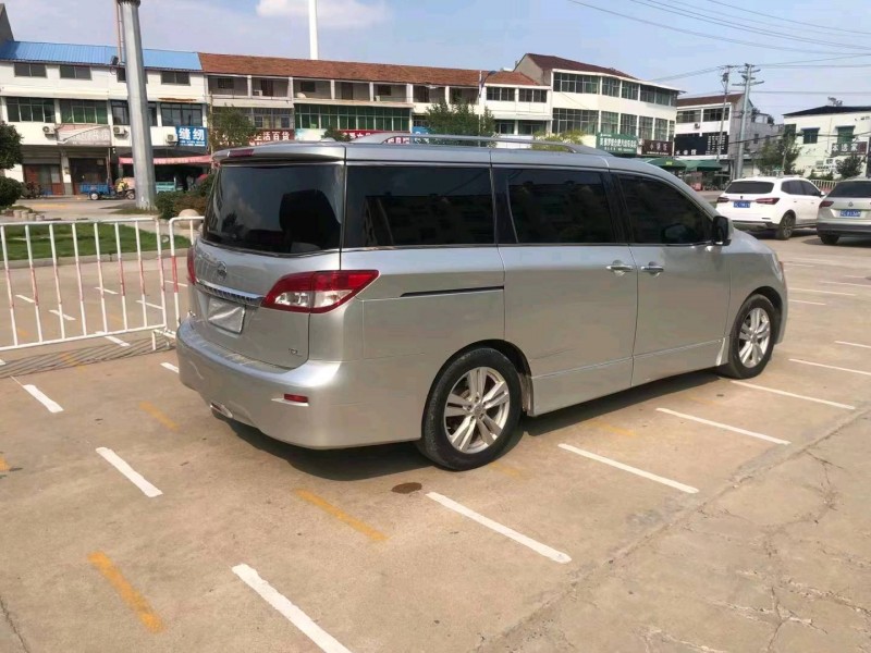 徐州15年日产贵士2