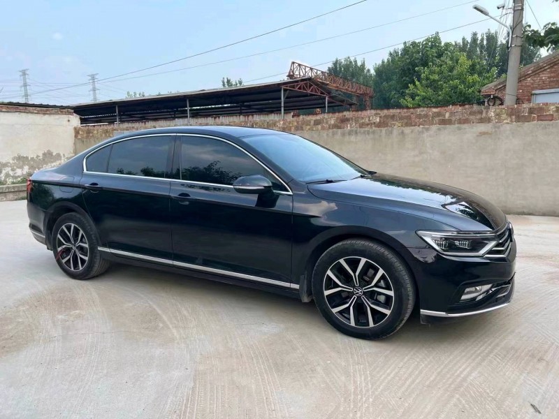 济宁21年大众迈腾8