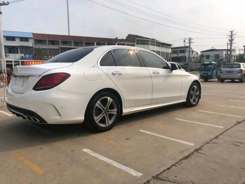 徐州19年奔驰C2