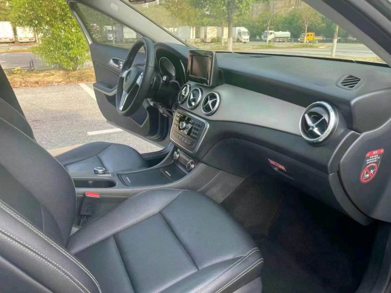 北京15年奔驰GLA5