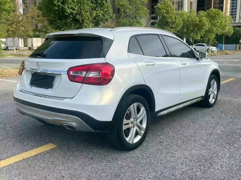 北京15年奔驰GLA2