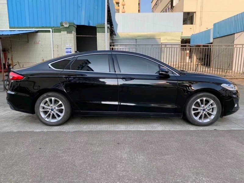 中山21年福特蒙迪欧2