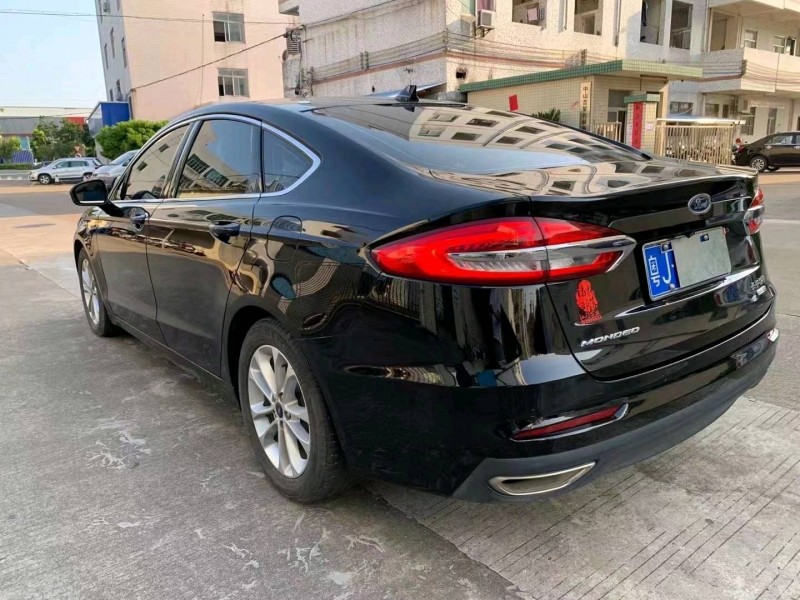 中山21年福特蒙迪欧6