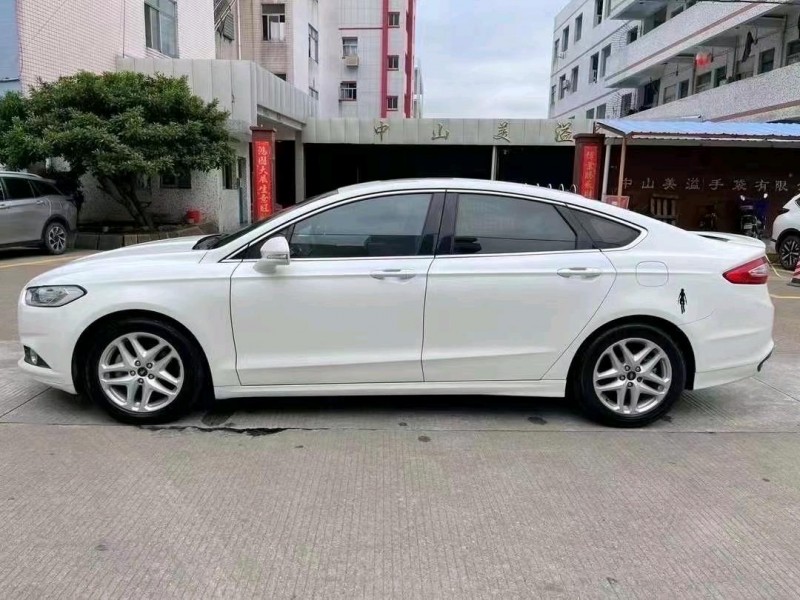 中山16年福特蒙迪欧3