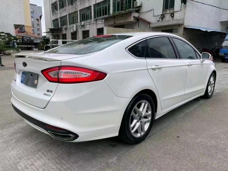 中山16年福特蒙迪欧6