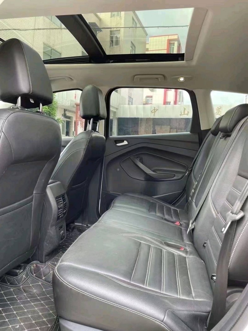 中山19年福特翼虎6