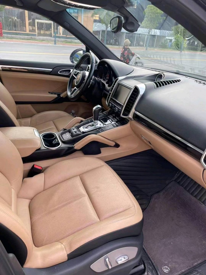 徐州16年保时捷卡宴6