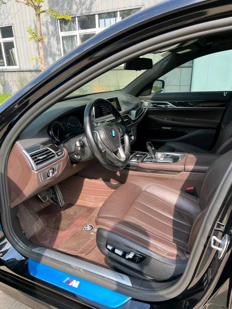 徐州17年宝马7系6