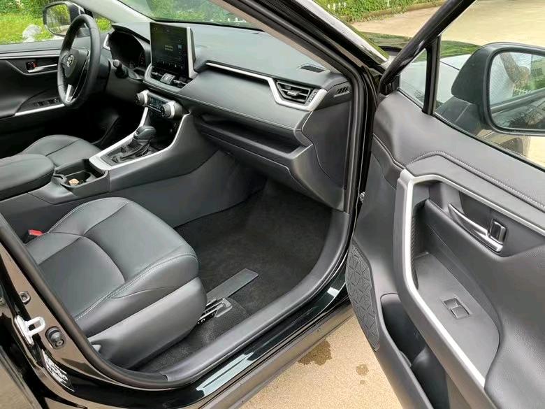 盐城22年丰田威兰达4