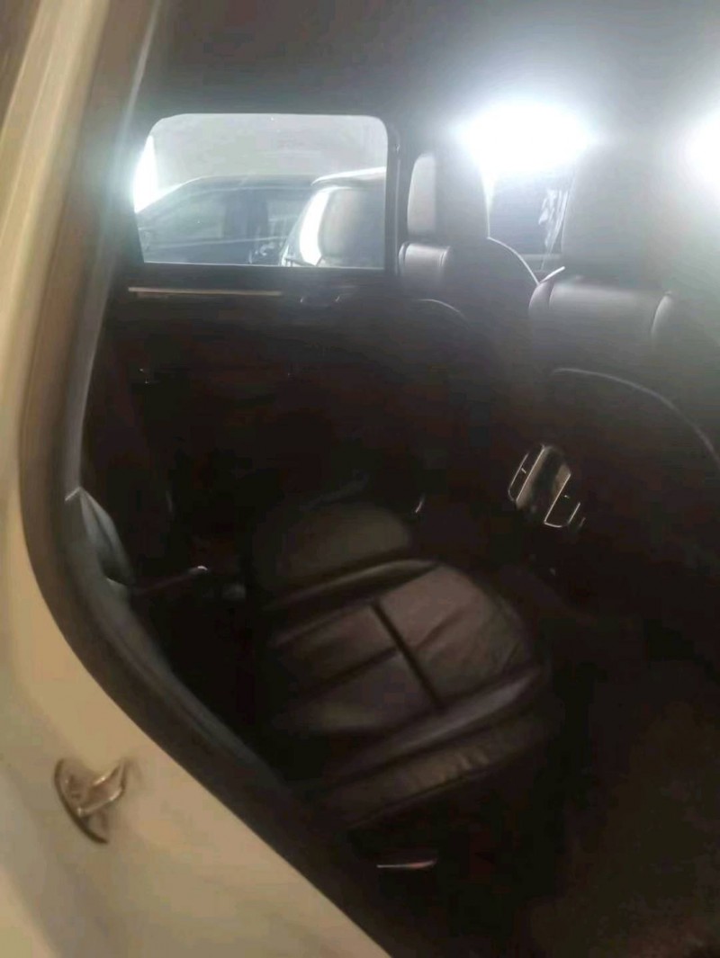 枣庄13年保时捷卡宴3