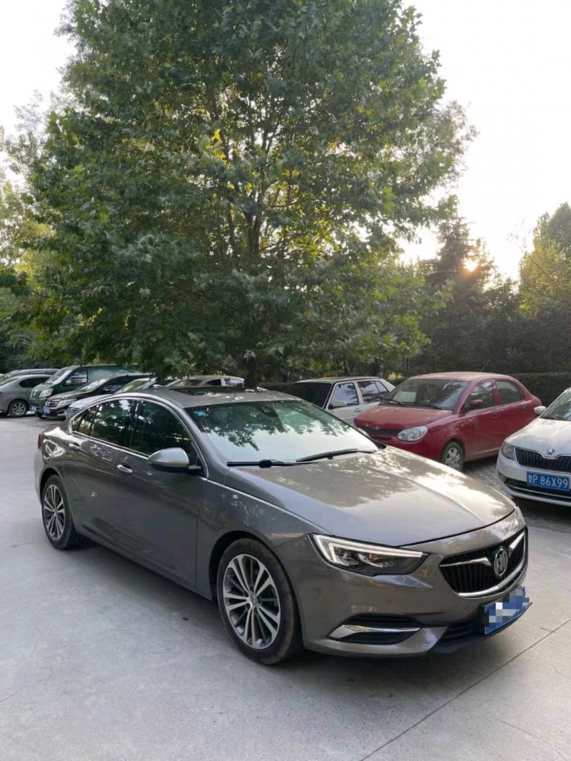 枣庄18年别克君威2