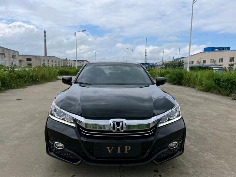 盐城16年本田雅阁1