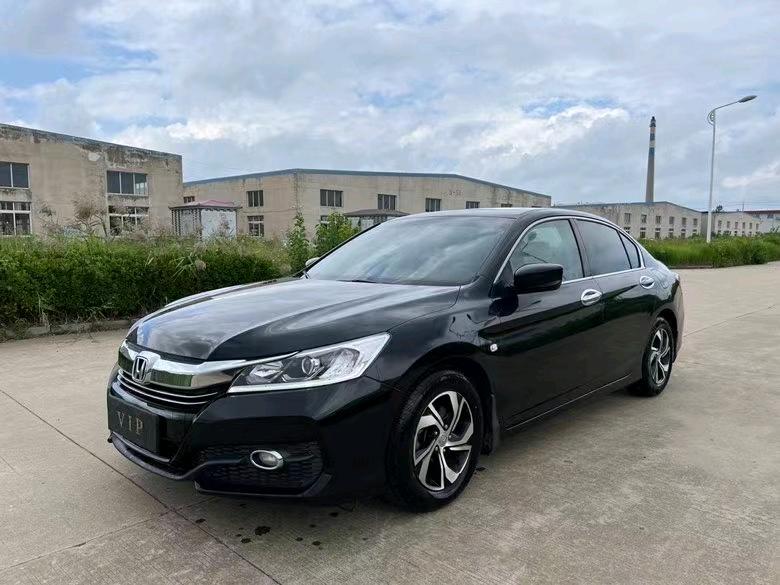 盐城16年本田雅阁3