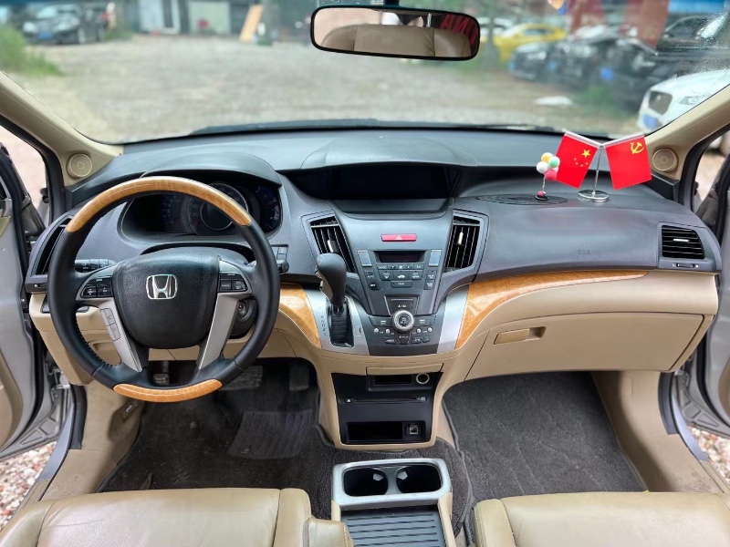 广州10年本田奥德赛8