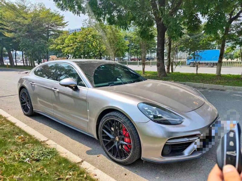 东莞19年保时捷帕拉梅拉2