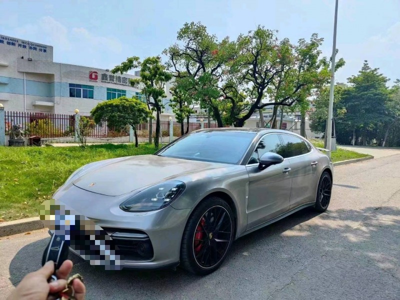 东莞19年保时捷帕拉梅拉3