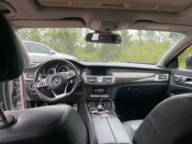 东营12年奔驰CLS6