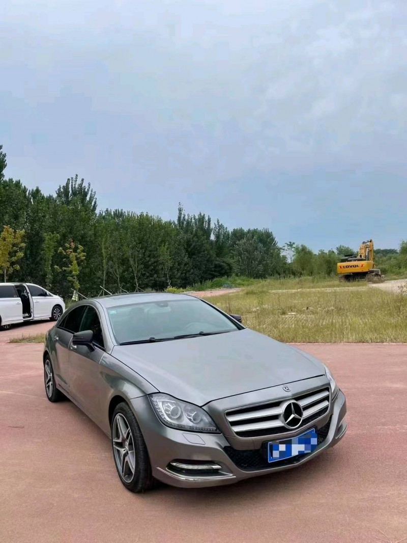 东营12年奔驰CLS7