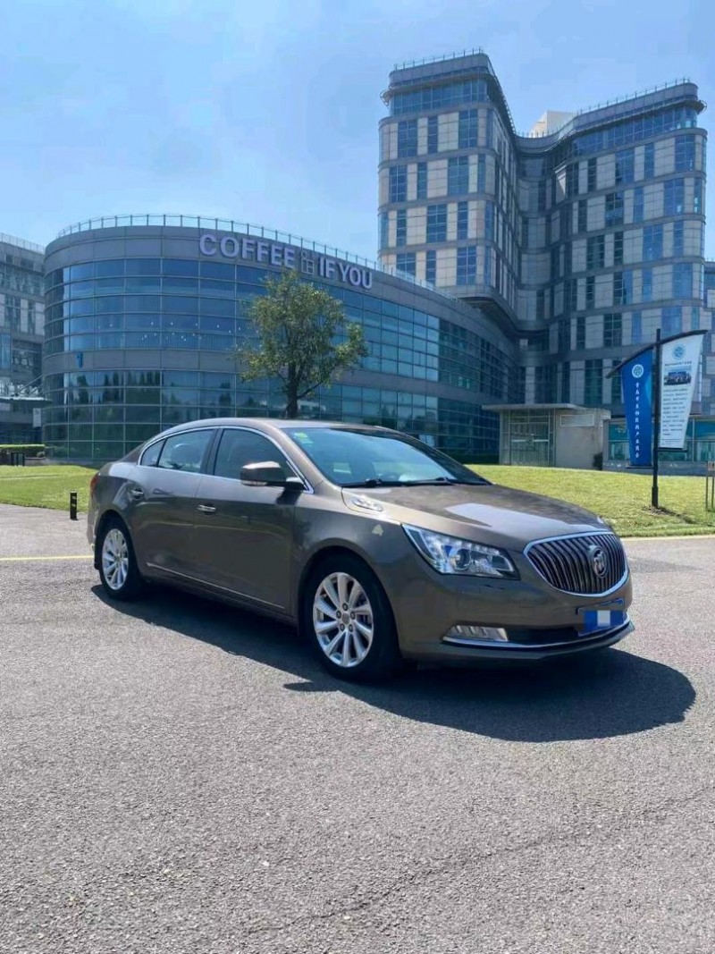 枣庄15年别克君越2