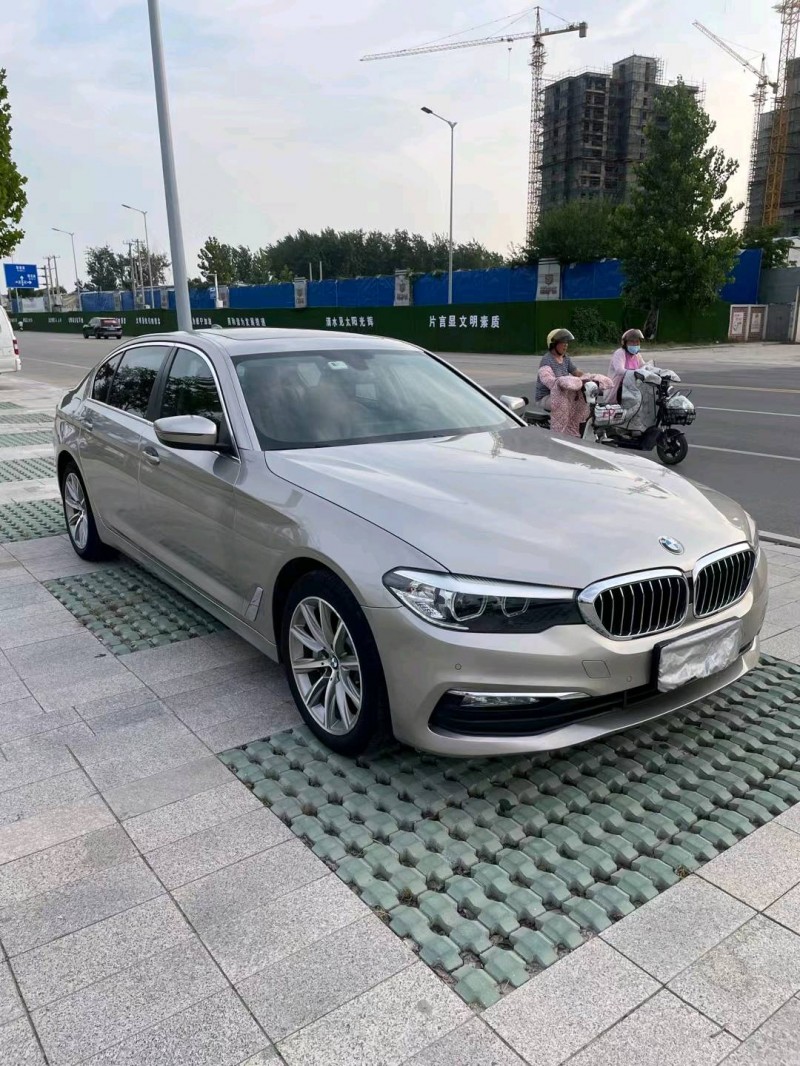 徐州17年宝马5系8