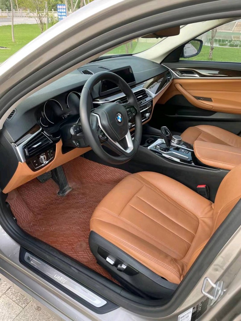 徐州17年宝马5系3