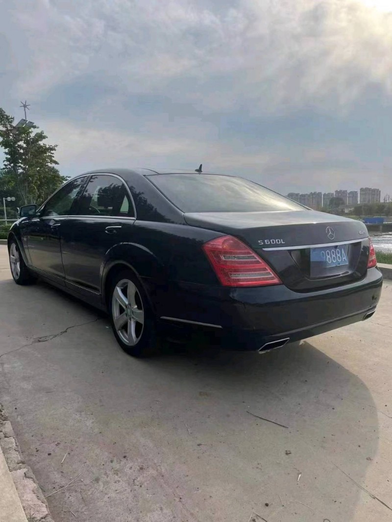 东营08年奔驰S5