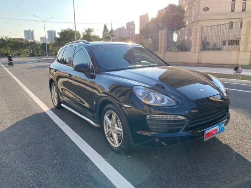 蘇州10年保時捷卡宴1