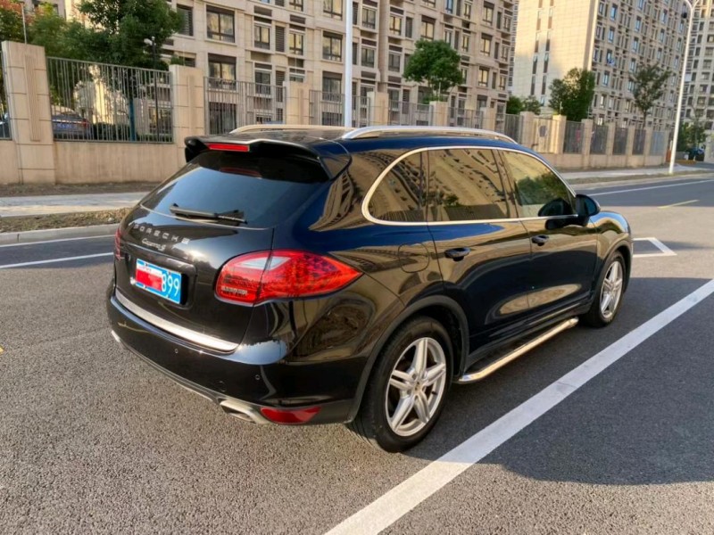 蘇州10年保時捷卡宴7