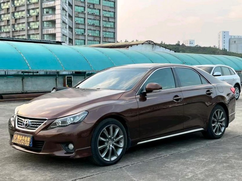 东莞12年丰田锐志2