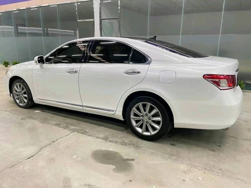 济宁12年雷克萨斯ES5