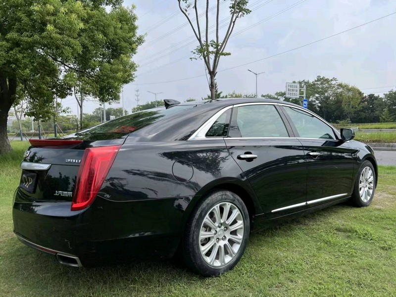 盐城17年凯迪拉克XTS7
