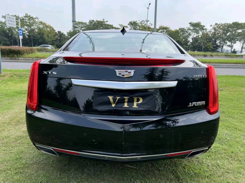 盐城17年凯迪拉克XTS9