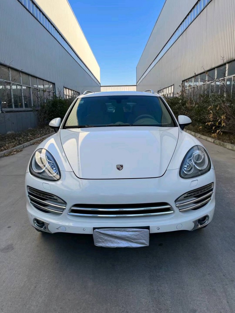 徐州13年保时捷卡宴1