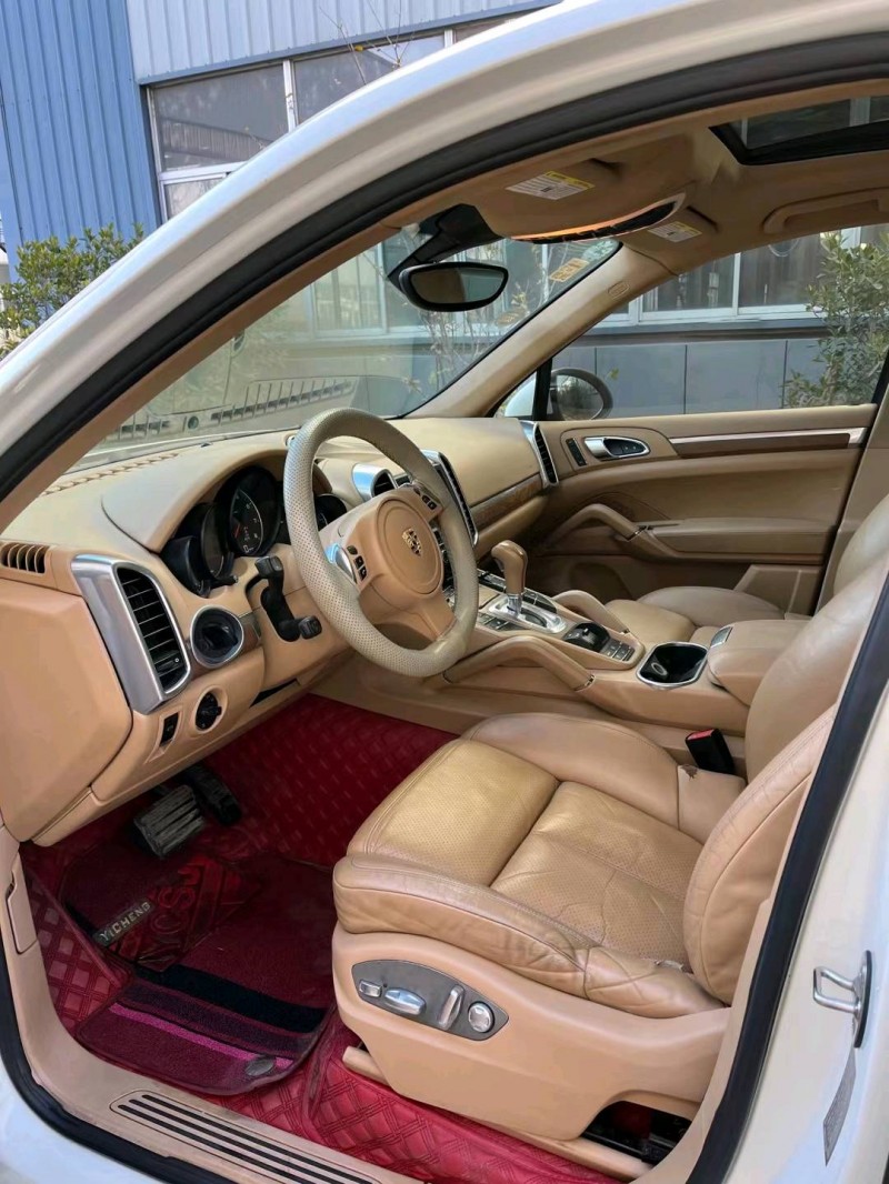 徐州13年保时捷卡宴7