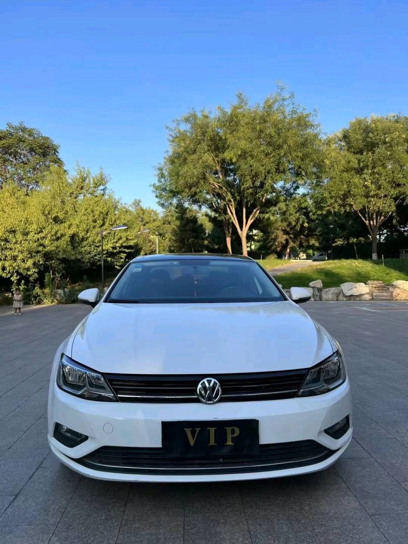 邢台16年大众凌渡8