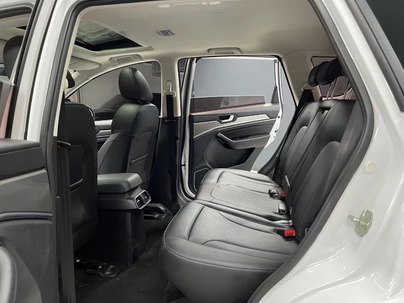 成都18年哈弗H67