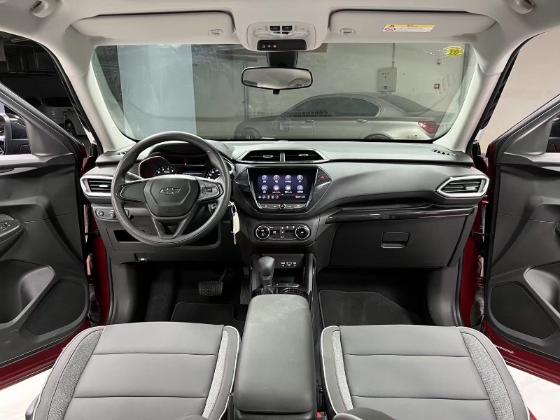 成都22年雪佛兰创界7