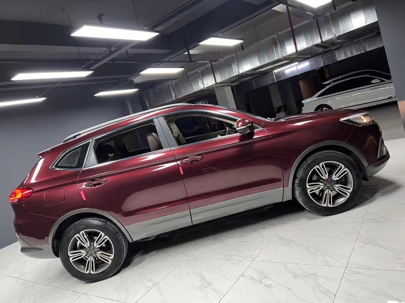 成都18年獵豹汽車CS103