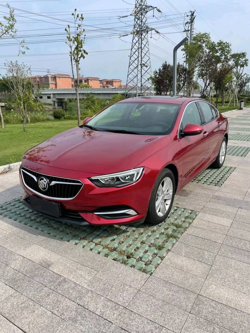 徐州19年别克君威3