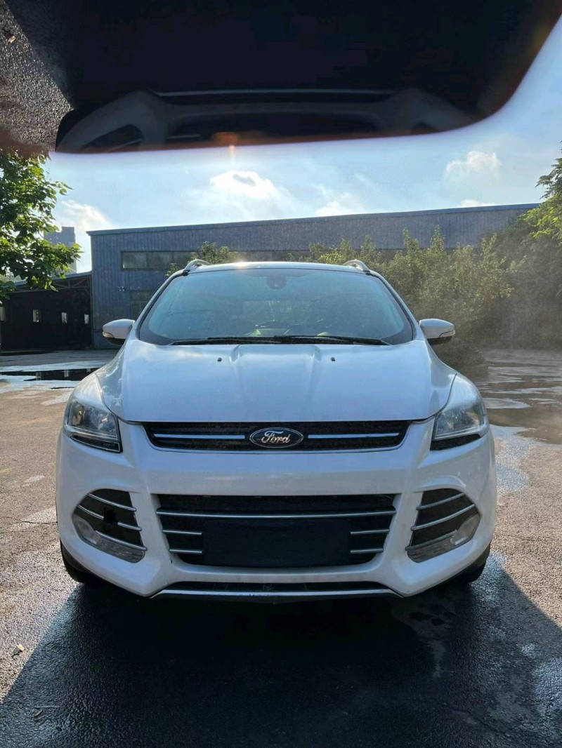 沈阳13年福特翼虎1