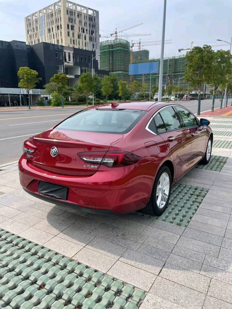 徐州19年别克君威7