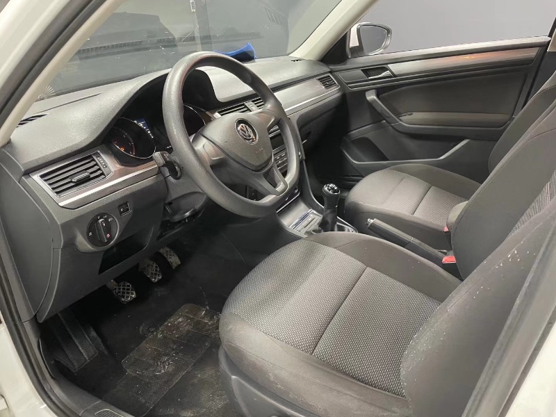 成都18年大众宝来8