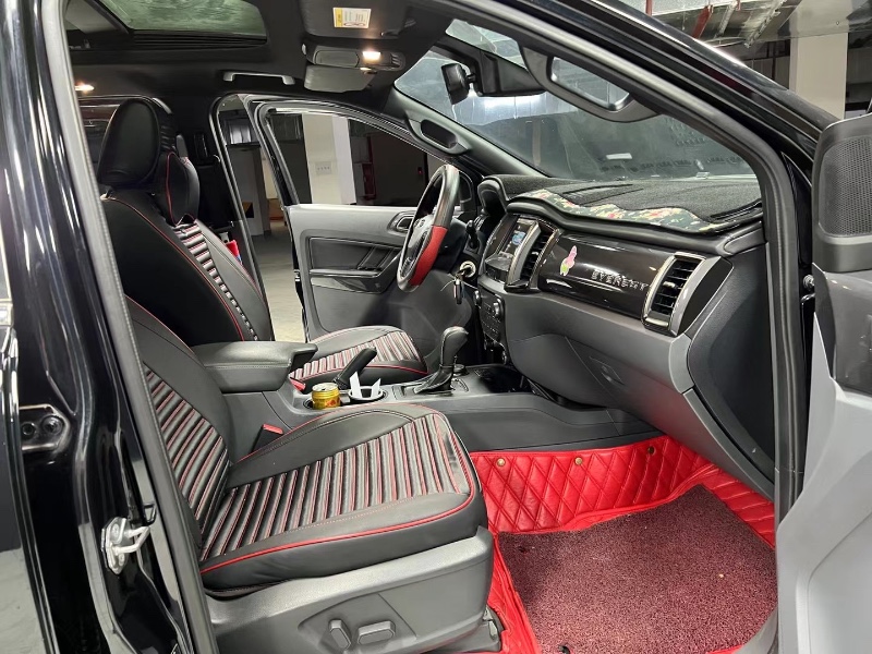 成都16年福特撼路者7