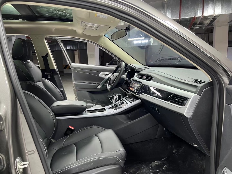 成都21年吉利博越4