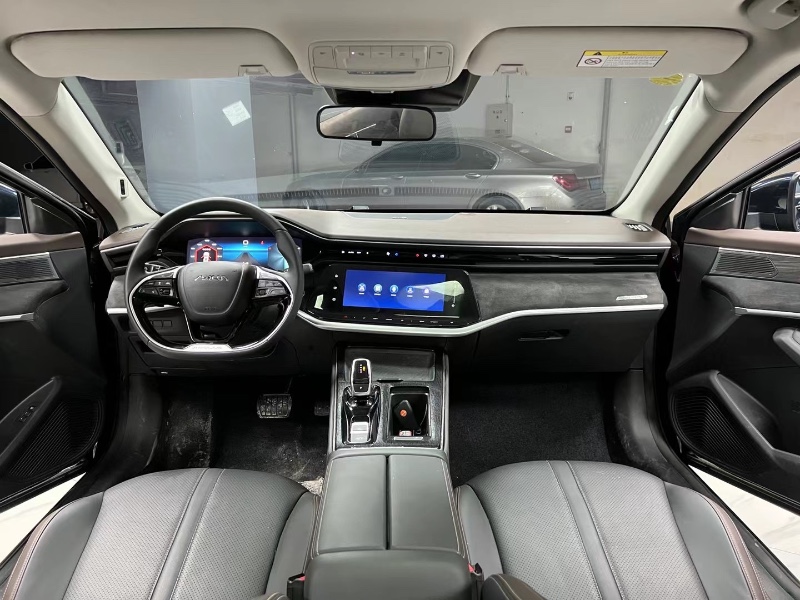 成都22年东风奕炫7