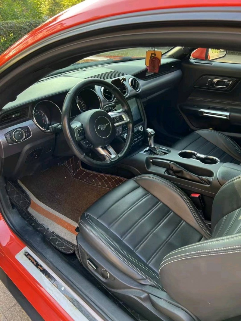 邢台16年福特野马4