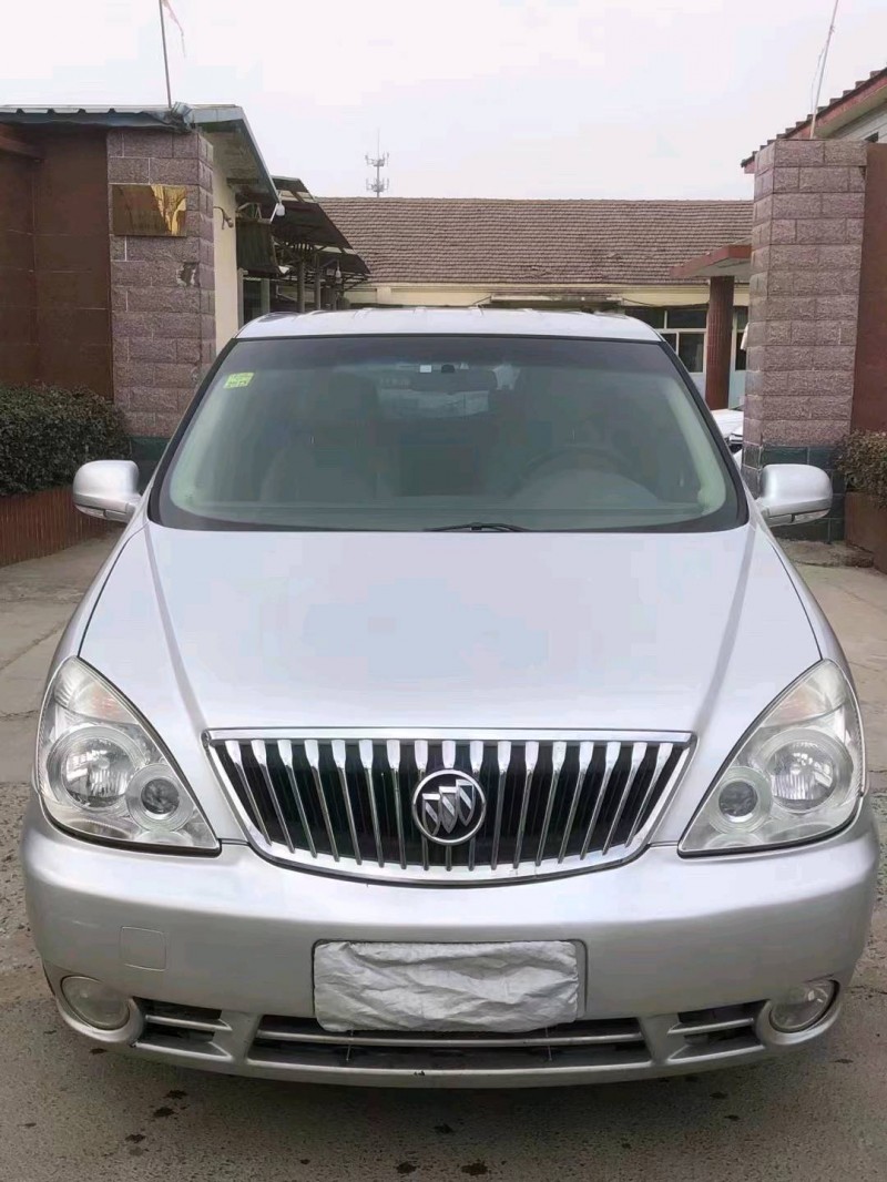 枣庄13年别克GL81