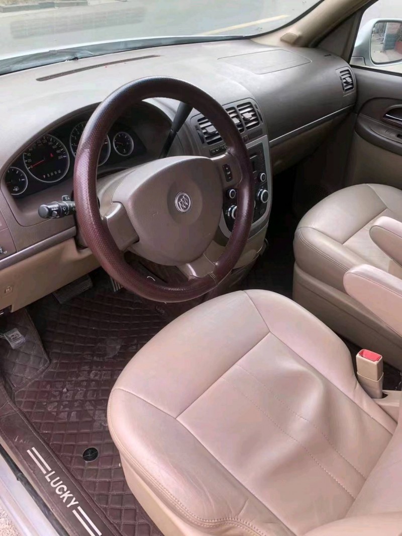 枣庄13年别克GL89