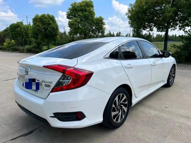 盐城17年本田思域5